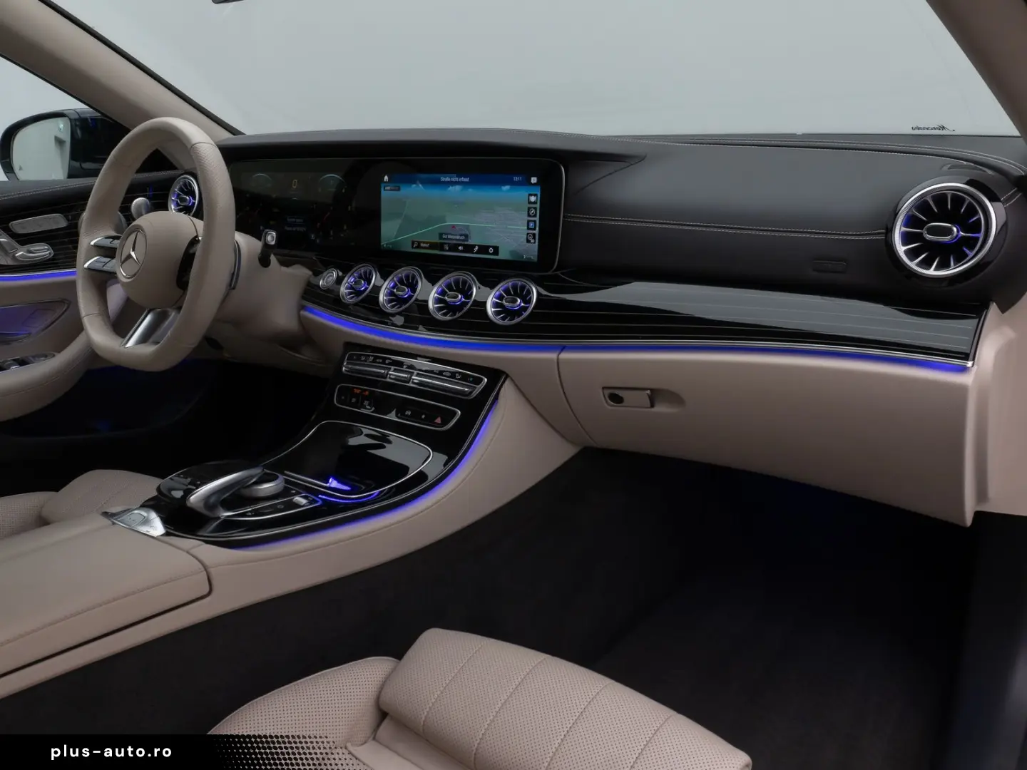 MERCEDES-BENZ E 220 d AMG 360  Burmester DAB Belüftung Voll