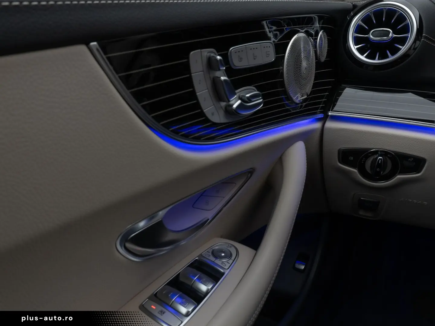 MERCEDES-BENZ E 220 d AMG 360  Burmester DAB Belüftung Voll