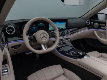 MERCEDES-BENZ E 220 d AMG 360  Burmester DAB Belüftung Voll