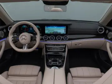 MERCEDES-BENZ E 220 d AMG 360  Burmester DAB Belüftung Voll