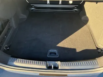 MERCEDES-BENZ E 220 d Exclusive DigitalLi. Distr. 36&hellip;