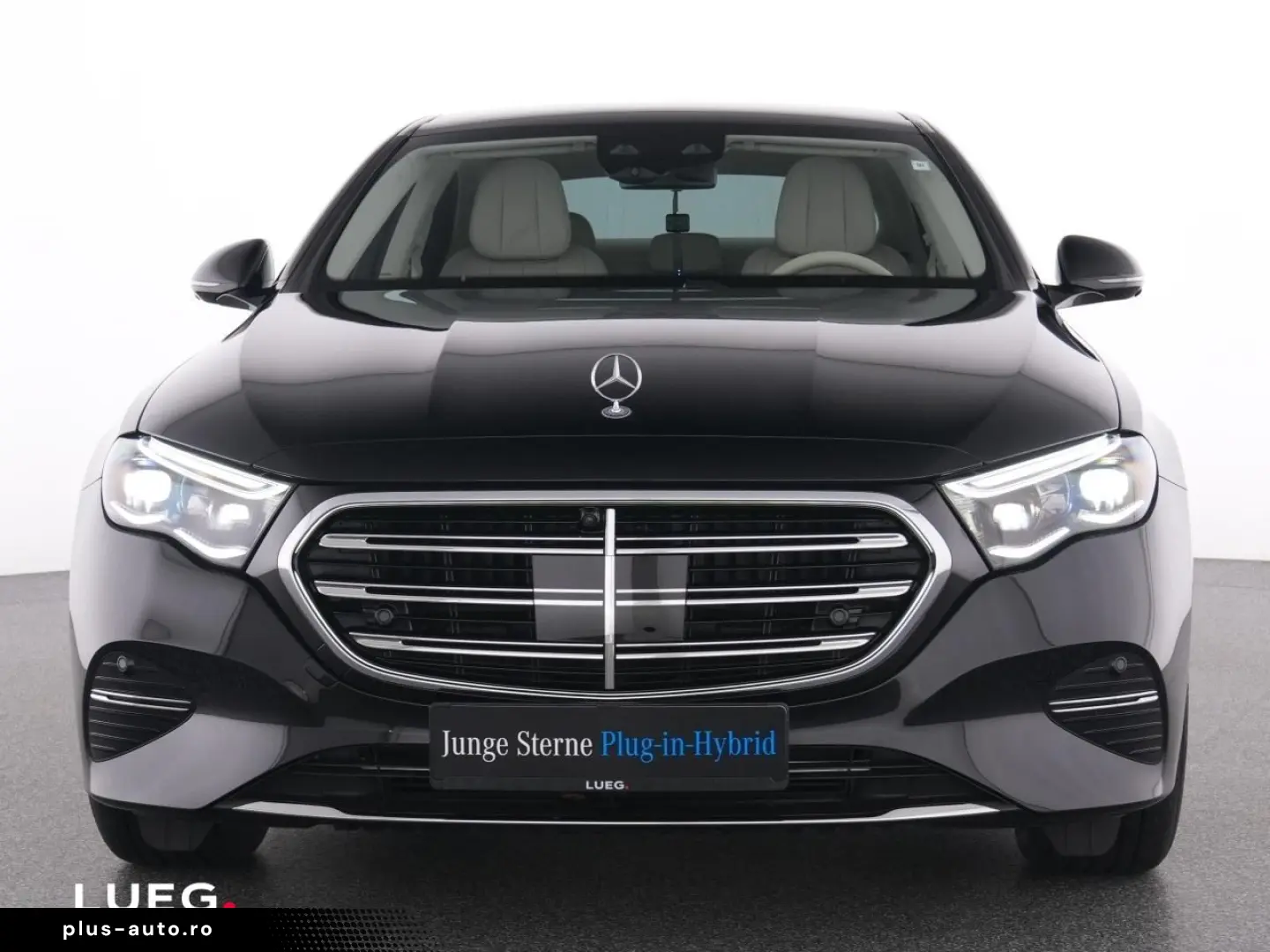 MERCEDES-BENZ E 300 de Exclusive Pano AHK DLight HUD&hellip;