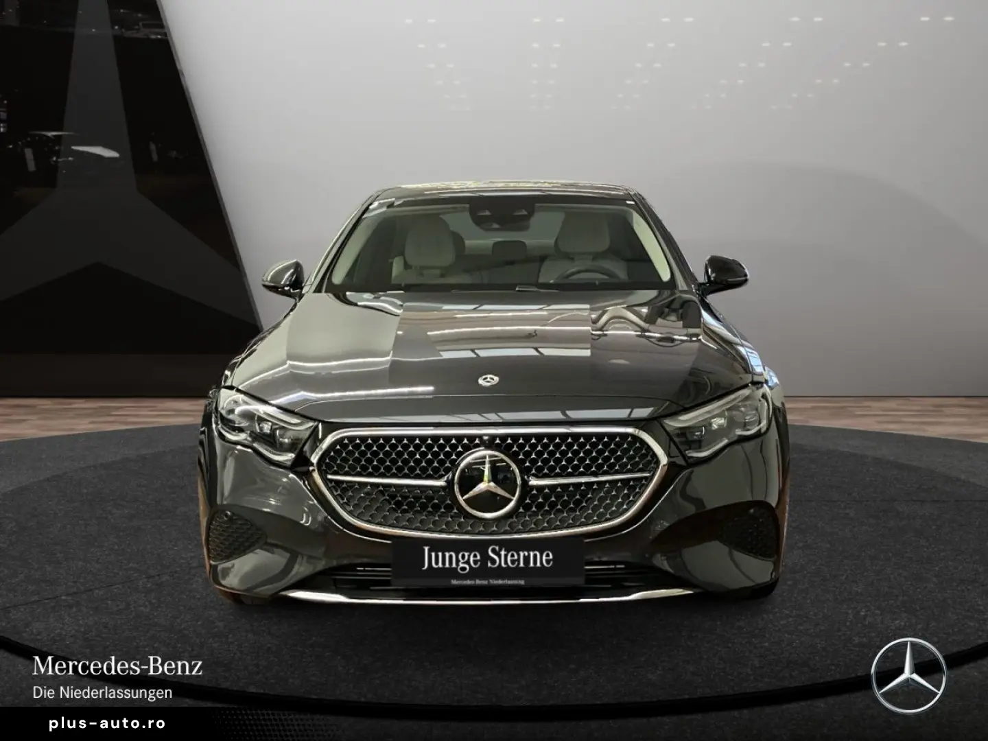 MERCEDES-BENZ E 300 e AVANTGARDE ADV  SUPER 4D ENERG&hellip;