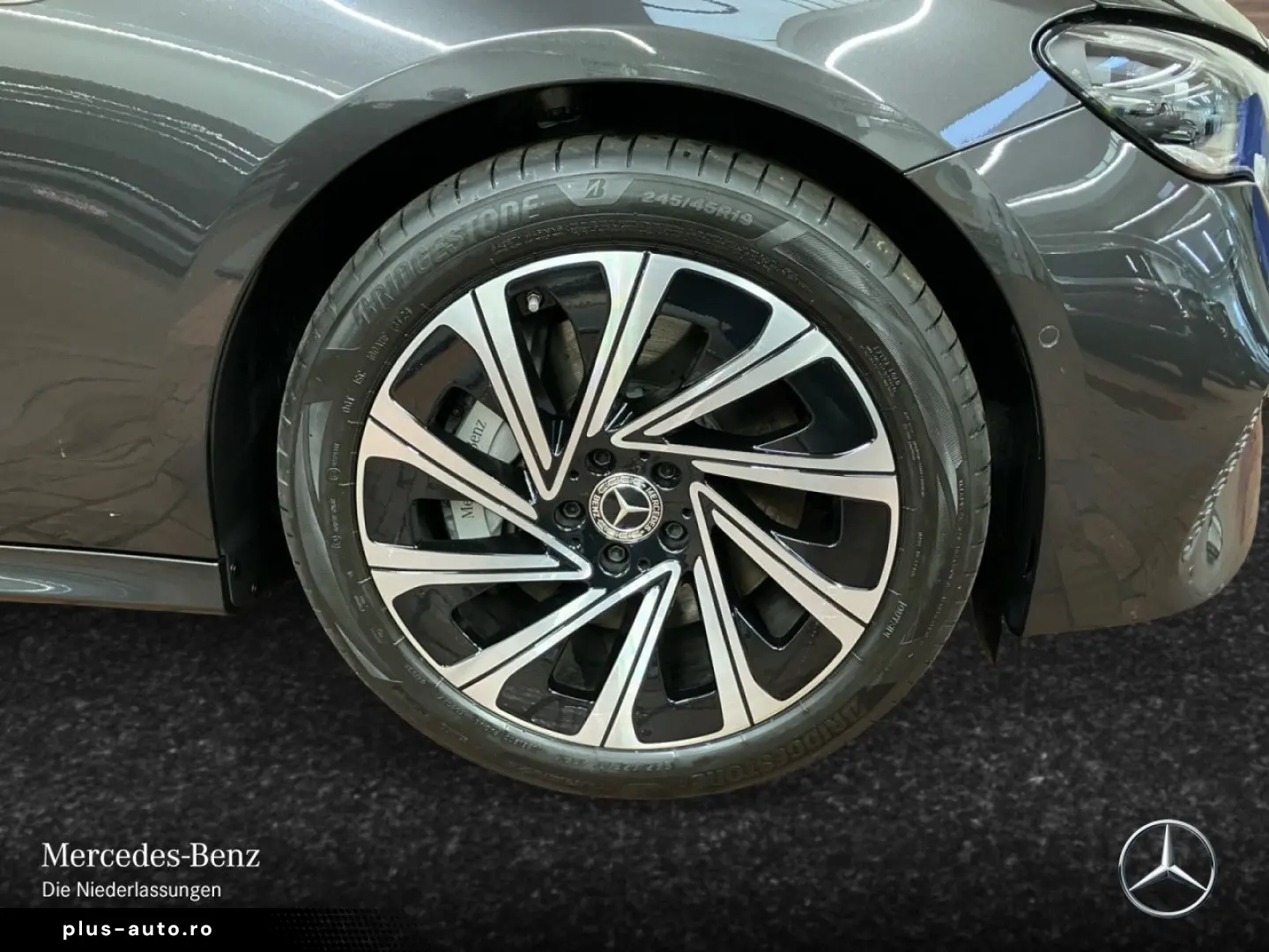 MERCEDES-BENZ E 300 e AVANTGARDE ADV  SUPER 4D ENERG&hellip;