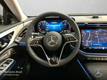MERCEDES-BENZ E 300 e AVANTGARDE ADV  SUPER 4D ENERG&hellip;