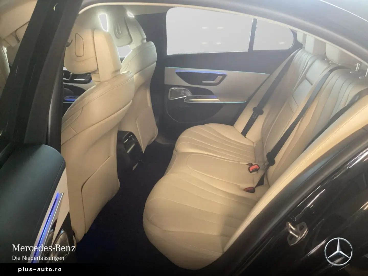 MERCEDES-BENZ E 300 e AVANTGARDE ADV  DIGI-LIGHT BURM SITZKL