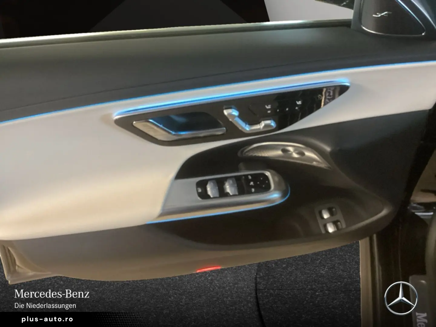 MERCEDES-BENZ E 300 e AVANTGARDE ADV  DIGI-LIGHT BURM SITZKL