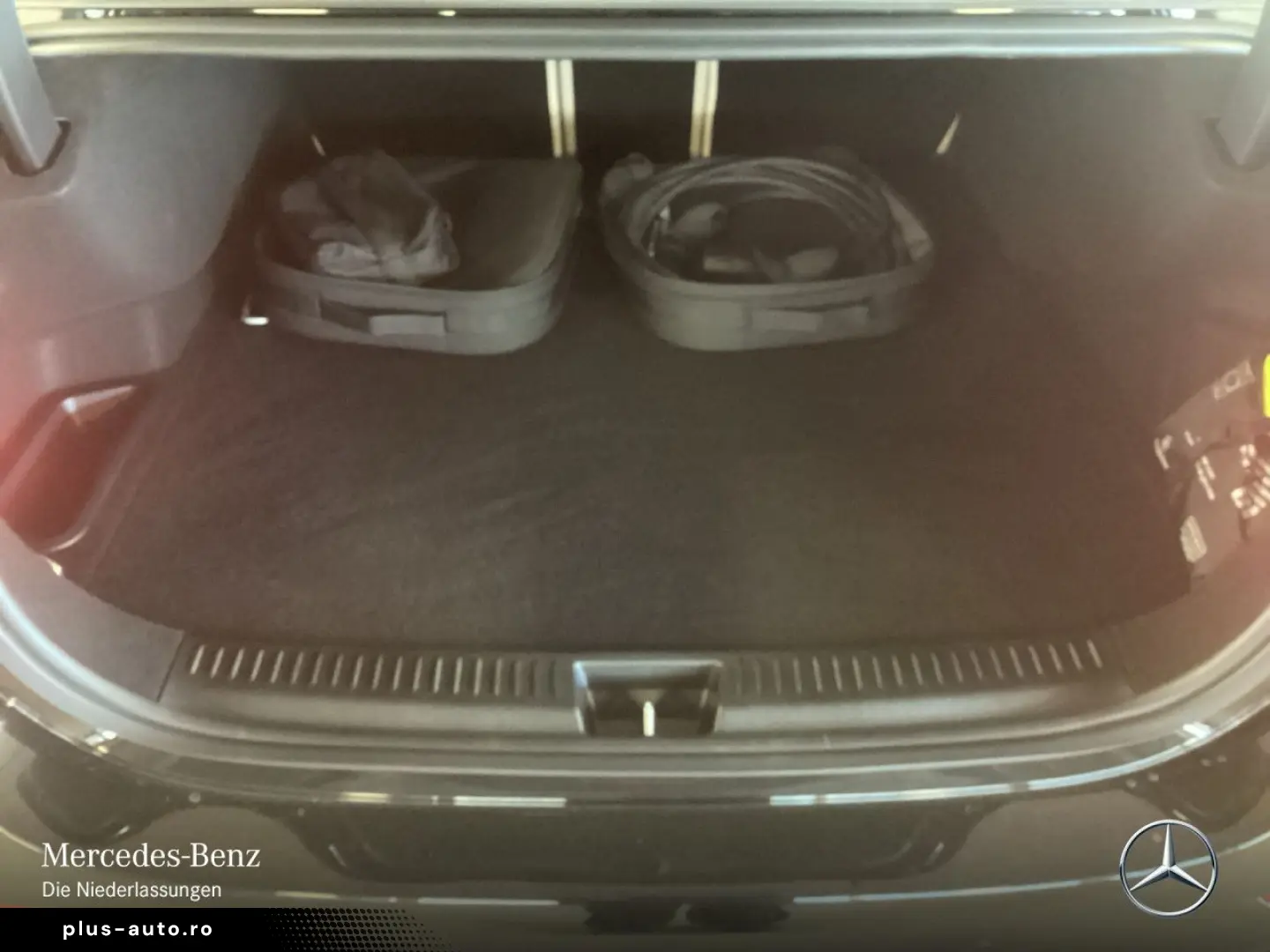 MERCEDES-BENZ E 300 e AVANTGARDE ADV  DIGI-LIGHT BURM SITZKL