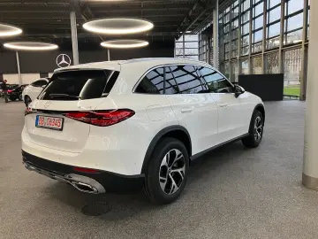 MERCEDES-BENZ GLC 300 e 4Matic