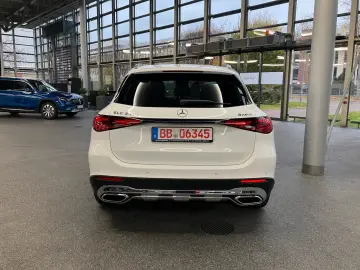 MERCEDES-BENZ GLC 300 e 4Matic