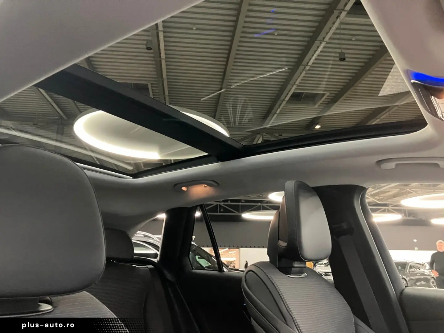 MERCEDES-BENZ GLC 300 e 4Matic