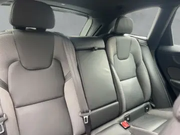 VOLVO XC60 R Design AWD AHK Navi Memory Sport-Sitze Le