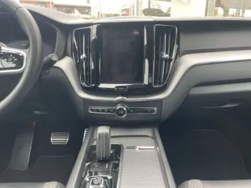 VOLVO XC60 R Design AWD AHK Navi Memory Sport-Sitze Le