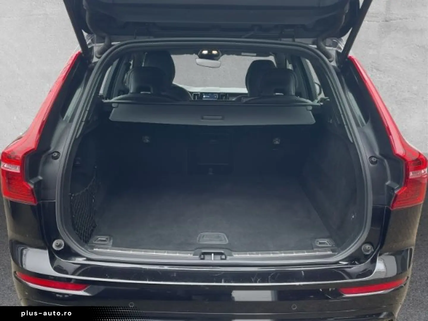 VOLVO XC60 R Design AWD AHK Navi Memory Sport-Sitze Le