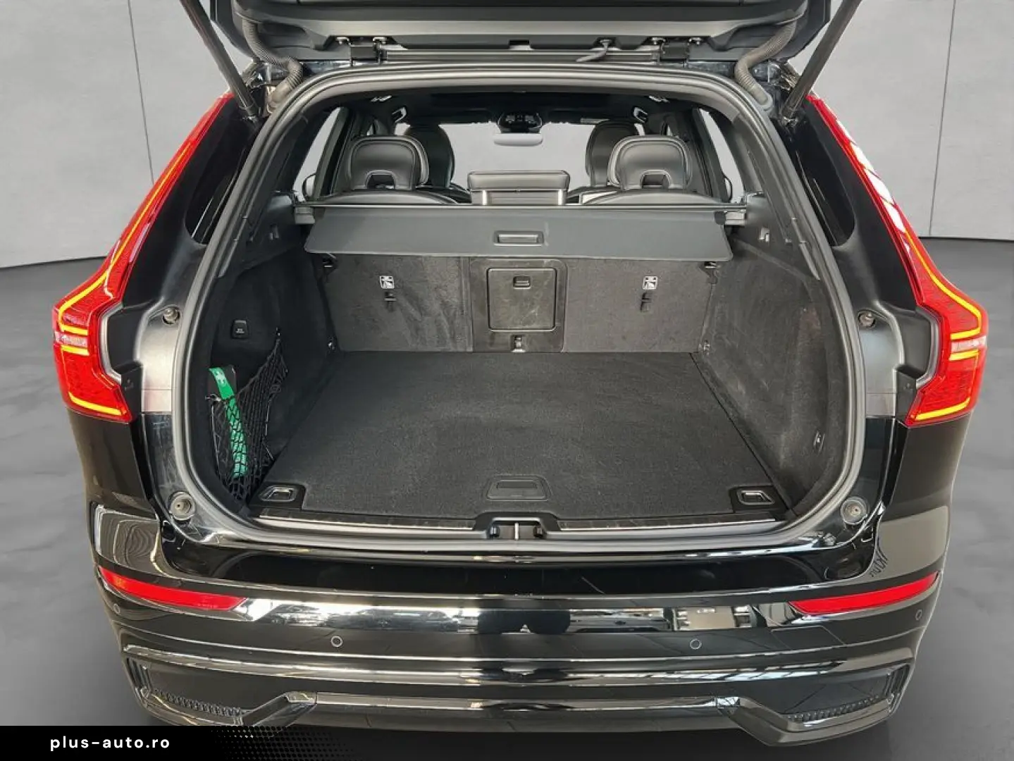 VOLVO XC60 B5 D AWD R-Design Glasd 360  Nappaleder AHK