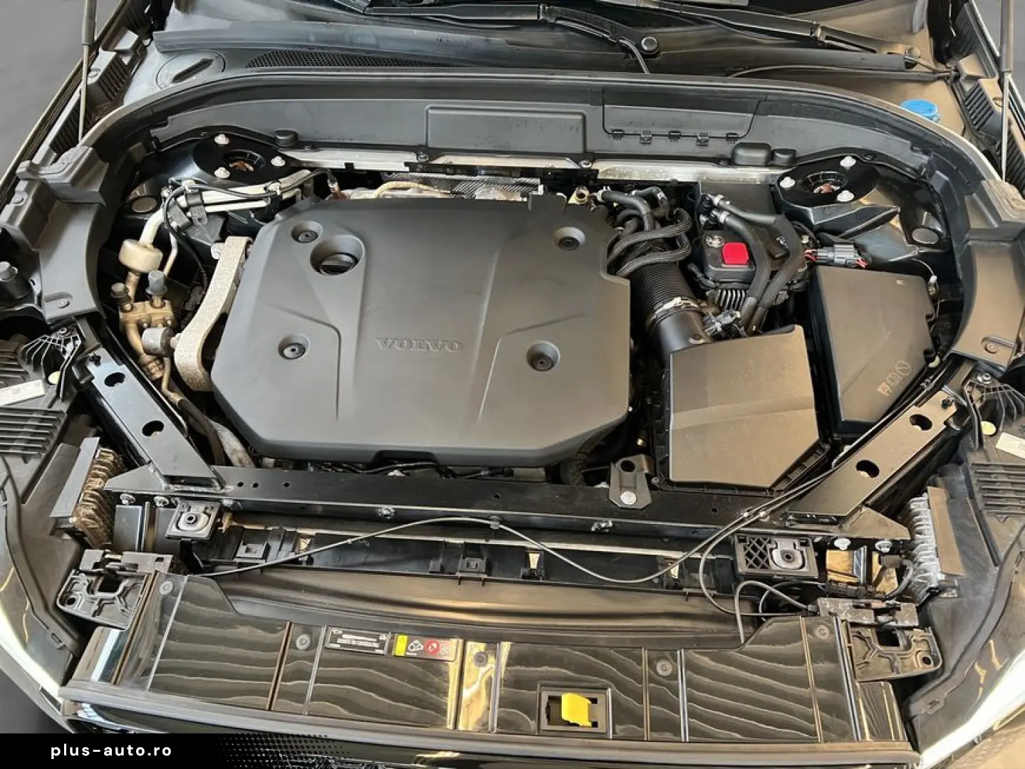 VOLVO XC60 B5 D AWD R-Design Glasd 360  Nappaleder AHK