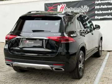 MERCEDES-BENZ GLE 300 d 4Matic LEDER 360 LED HUD