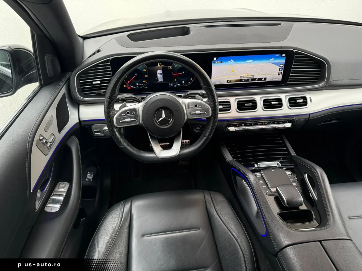 MERCEDES-BENZ GLE 300 d 4Matic LEDER 360 LED HUD