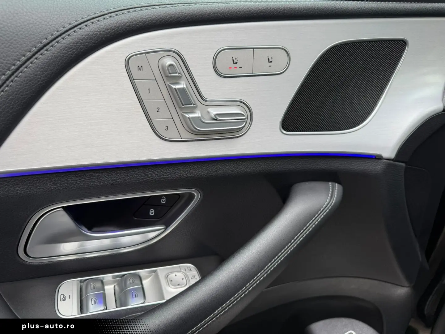 MERCEDES-BENZ GLE 300 d 4Matic LEDER 360 LED HUD