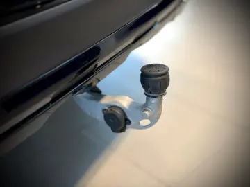 MERCEDES-BENZ GLC 300 e 4M AMG