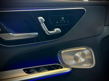 MERCEDES-BENZ GLC 300 e 4M AMG