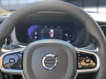 VOLVO XC 60 R Design AWD Bluetooth Navi LED Klima