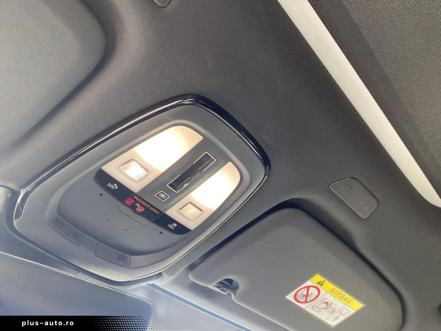 VOLVO XC 60 R Design AWD Bluetooth Navi LED Klima