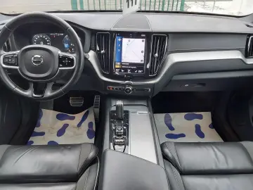 VOLVO XC60 B5 D AWD R-Design AHK ACC SHZ NAV PDC KA...