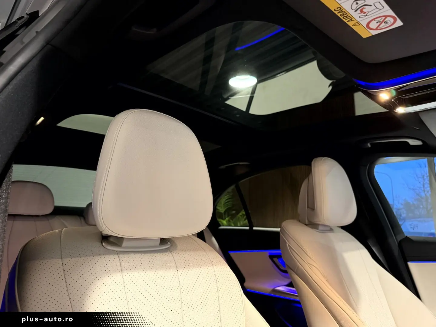 MERCEDES-BENZ E 300 e AMG Line Superscreen Pano Night Paket