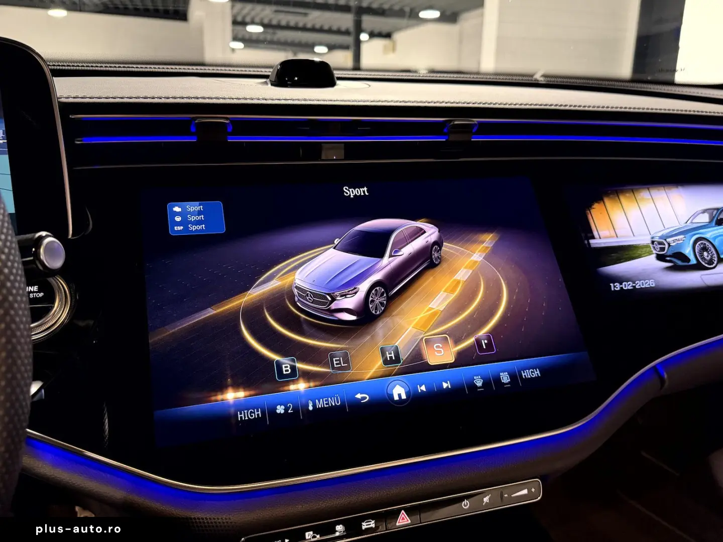 MERCEDES-BENZ E 300 e AMG Line Superscreen Pano Night Paket