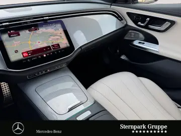 MERCEDES-BENZ E 300 de AMG PREMIUM Burmester FAP 360 Digital