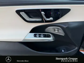 MERCEDES-BENZ E 300 de AMG PREMIUM Burmester FAP 360 Digital