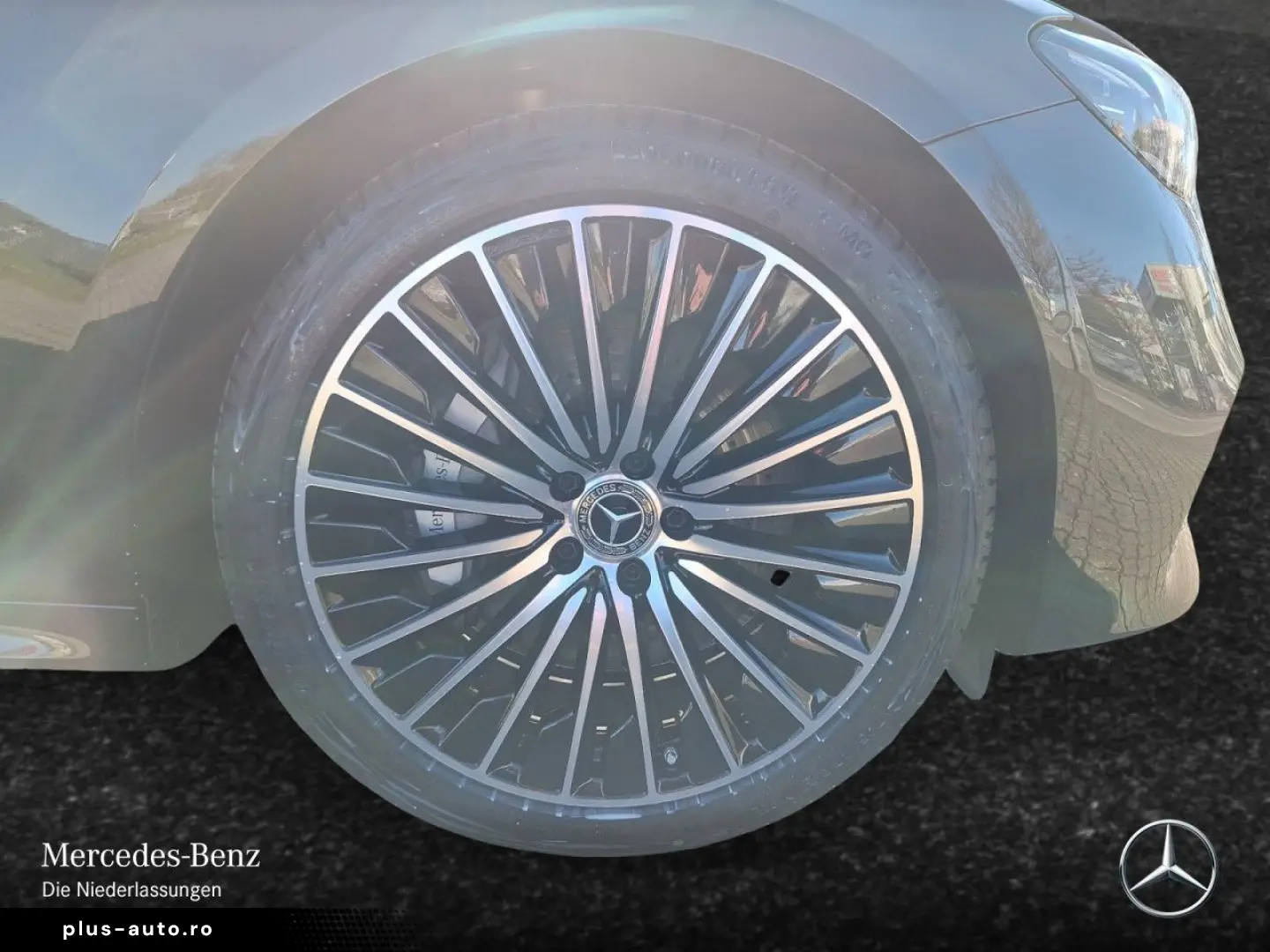 MERCEDES-BENZ E 200 EXCLUSIVE Prem.  PANO HUD Bur4D 20  AMG