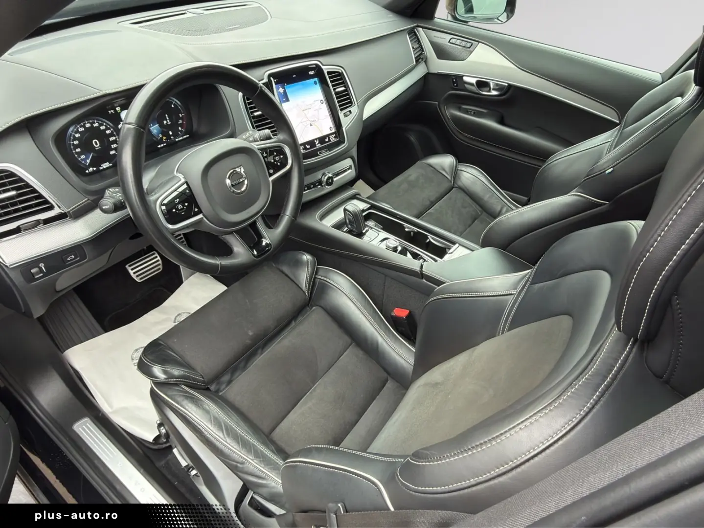 VOLVO XC90 B5 R Design AWD HARMAN KARDON AHK PANO ACC