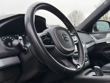 VOLVO XC90 B5 R Design AWD HARMAN KARDON AHK PANO ACC