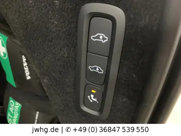 VOLVO XC90 R Design AWD LED  FourC ACC Kam DAB Carplay