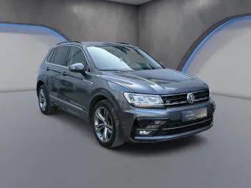 VOLKSWAGEN TIGUAN    R-LINE