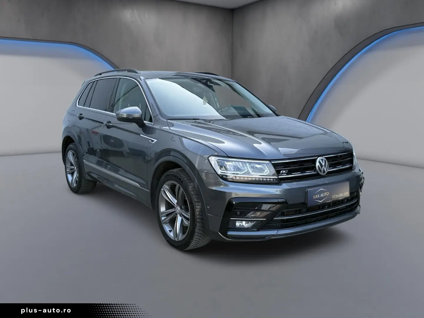 VOLKSWAGEN TIGUAN    R-LINE