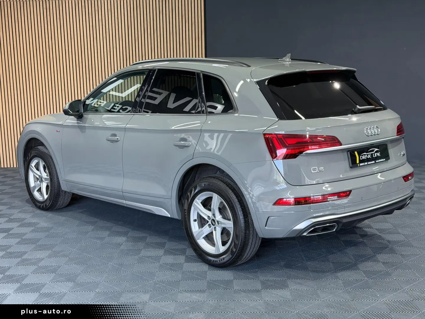 AUDI Q5 45 TFSI quattro S tronic S line