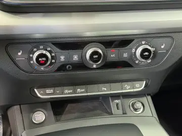 AUDI Q5 45 TFSI quattro S tronic S line