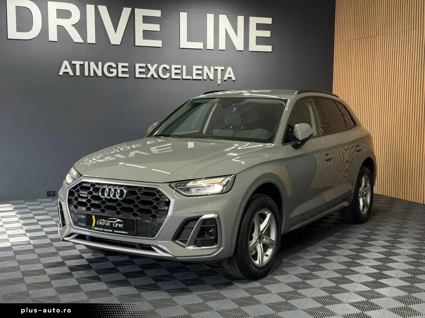 AUDI Q5 45 TFSI quattro S tronic S line