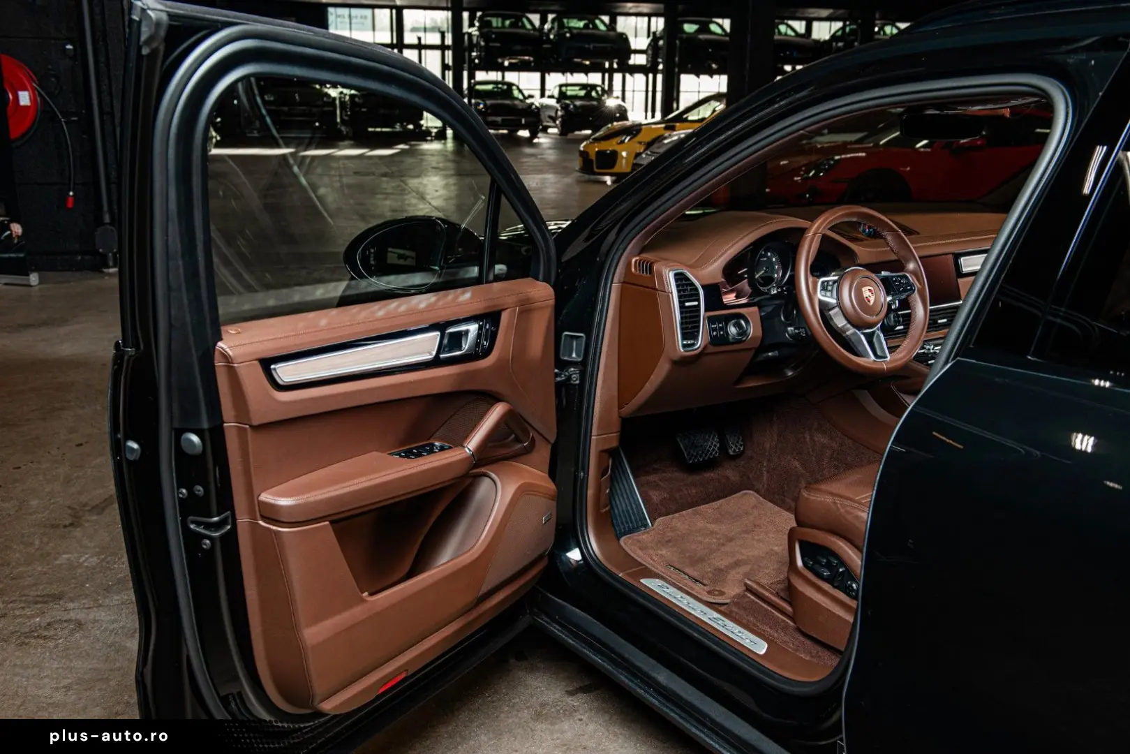 PORSCHE Cayenne E-Hybrid Platinum Edition   VAT