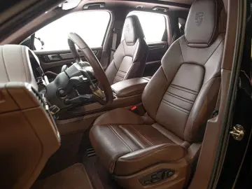 PORSCHE Cayenne E-Hybrid Platinum Edition   VAT