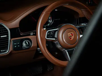 PORSCHE Cayenne E-Hybrid Platinum Edition   VAT