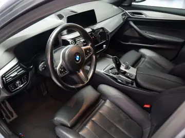 BMW Seria 5 Touring 530d xDrive Aut. M Sport Webasto LED HK