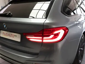 BMW Seria 5 Touring 530d xDrive Aut. M Sport Webasto LED HK