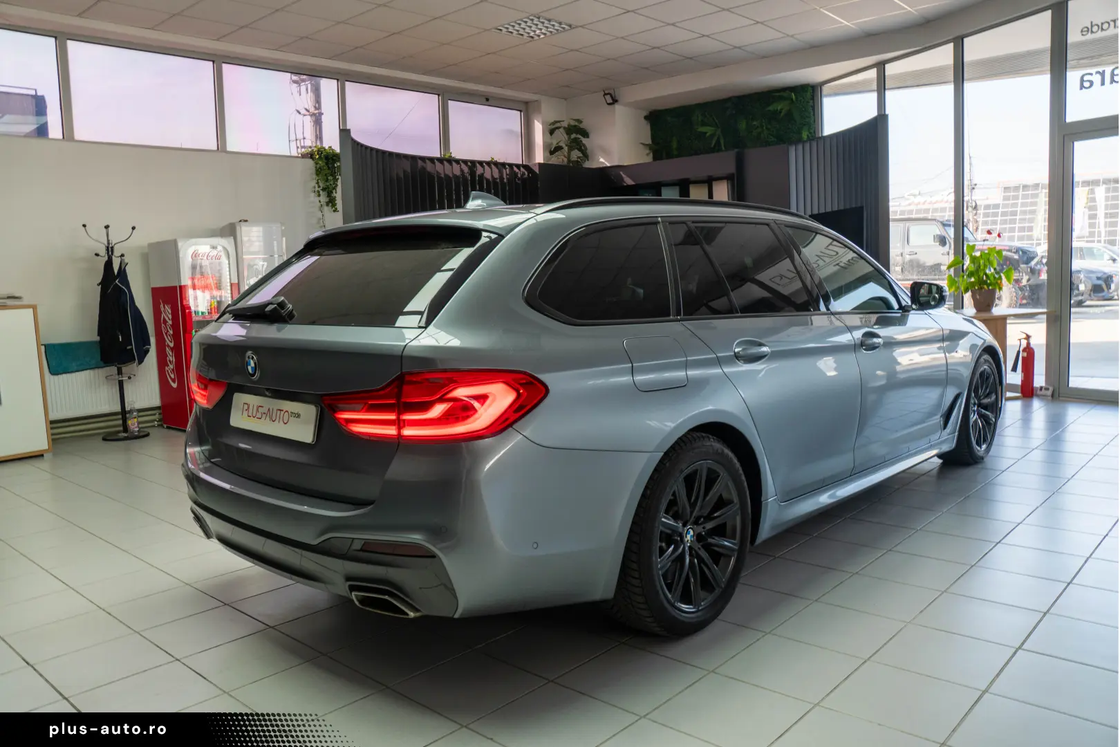 BMW Seria 5 Touring 530d xDrive Aut. M Sport Webasto LED HK