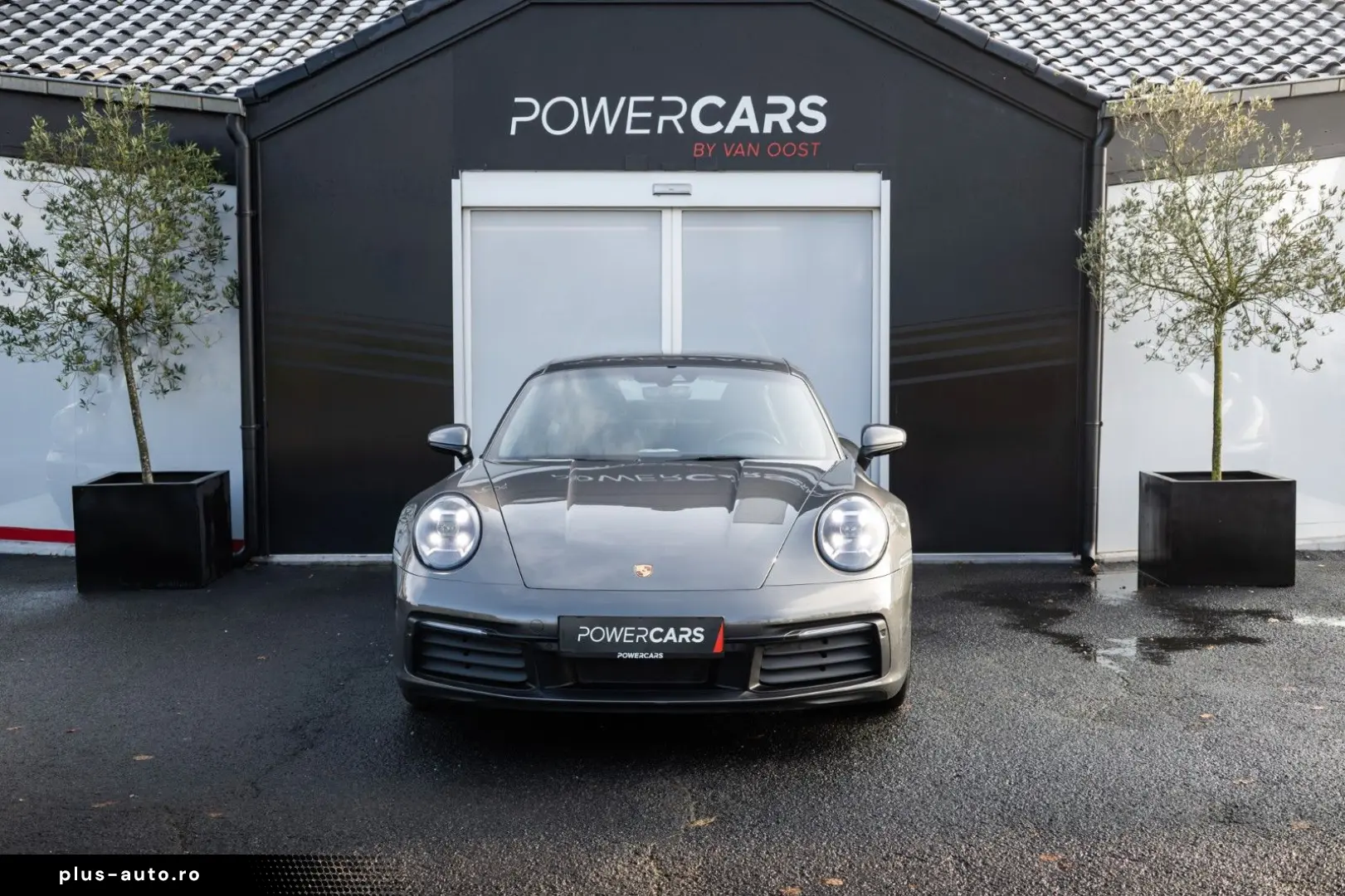 PORSCHE 992 Carrera 4 Coupé   Sunroof   Erst Hand
