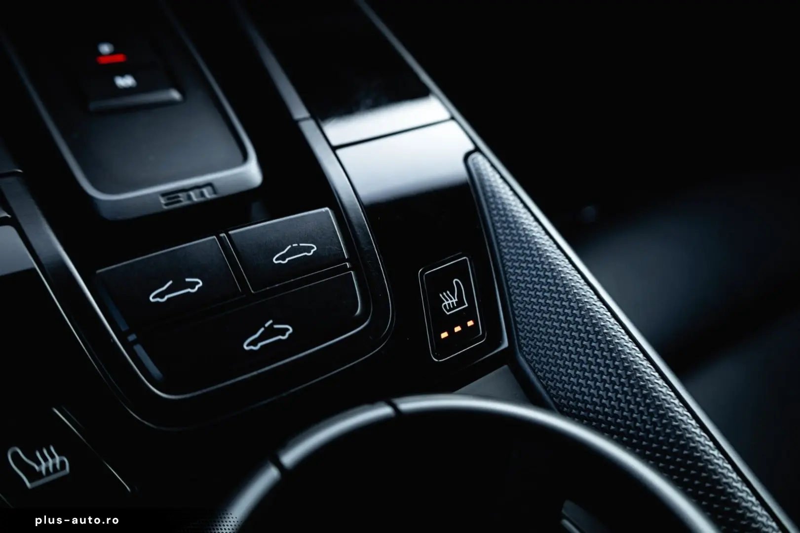 PORSCHE 992 Carrera 4 Coupé   Sunroof   Erst Hand