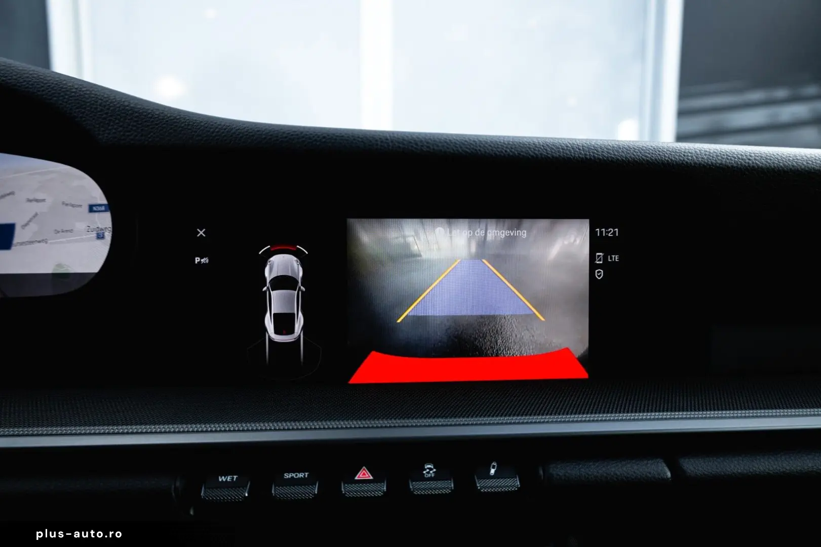 PORSCHE 992 Carrera 4 Coupé   Sunroof   Erst Hand